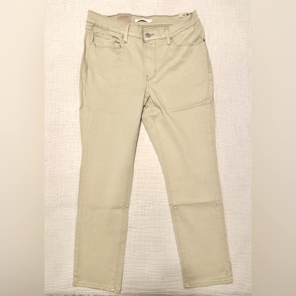 NWT Levi’s Classic Straight Fit Jean - Picture 5 of 7